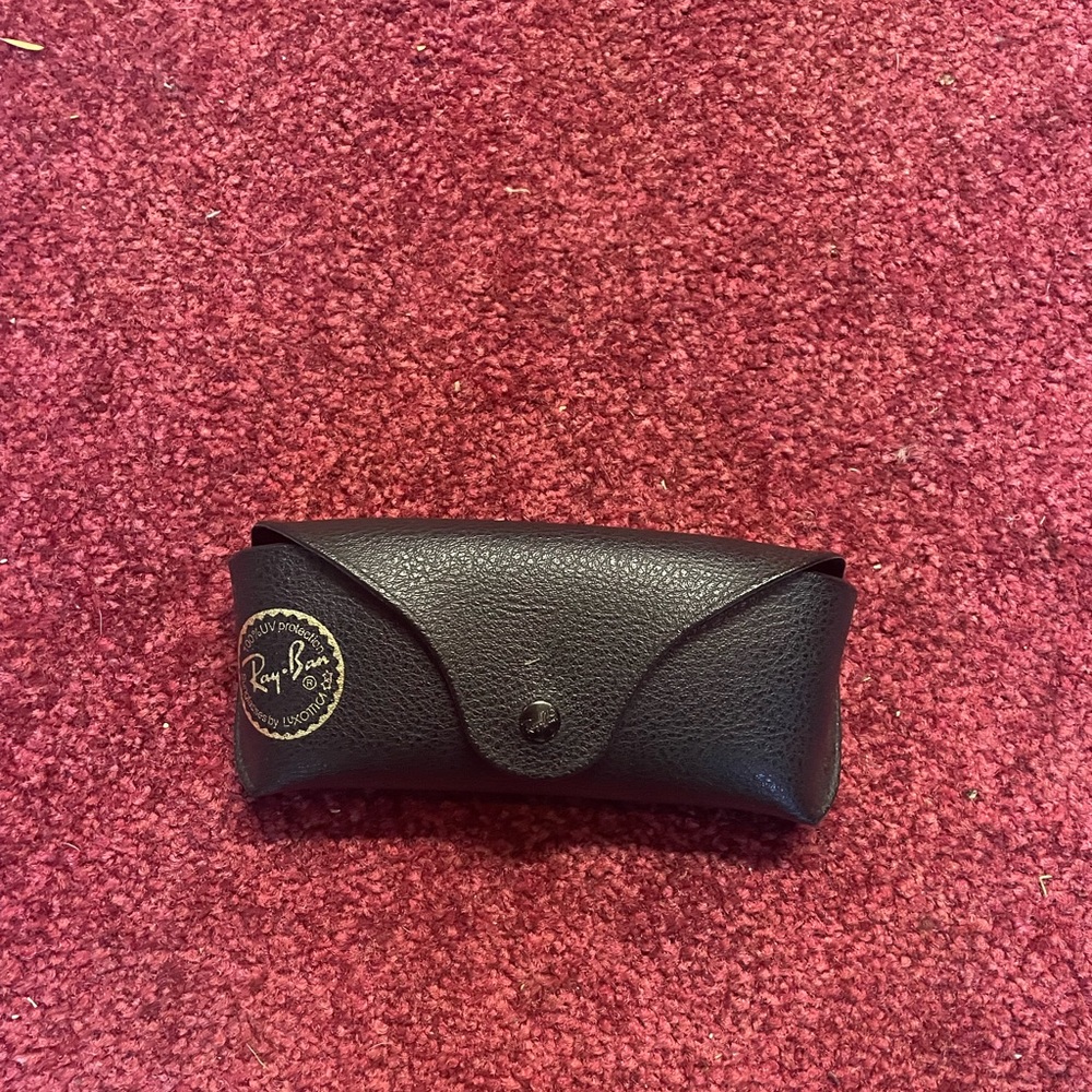 Ray ban case
